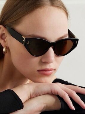 FENDI Brown Oversized Cat Eye UV Sunglasses Style FE400351 01E FENDI F logo NEW